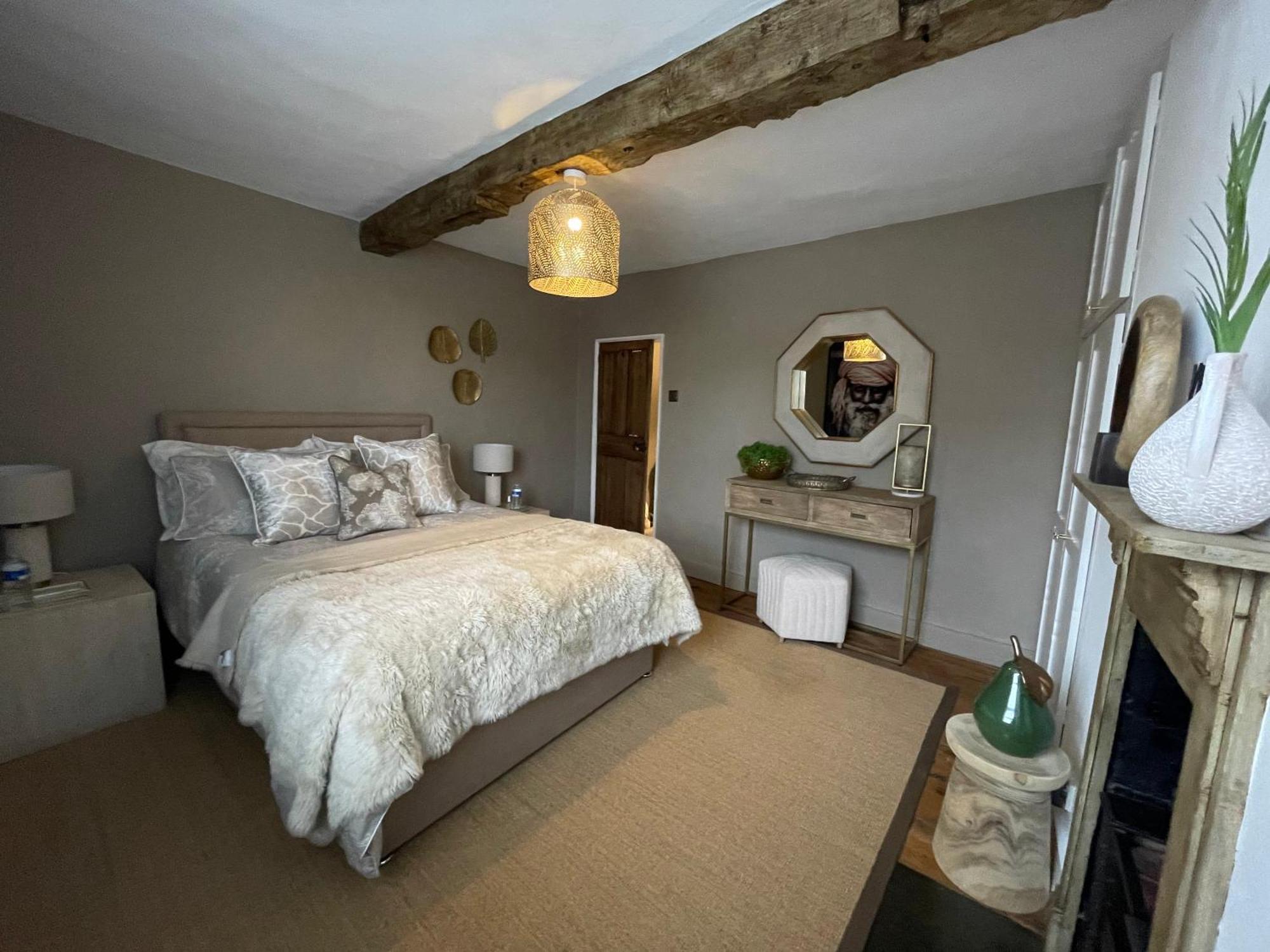 Entire Georgian Luxury Home - 3 Storey- High St Henley-In-Arden -Two Bedrooms-Sleeps 4 Extérieur photo