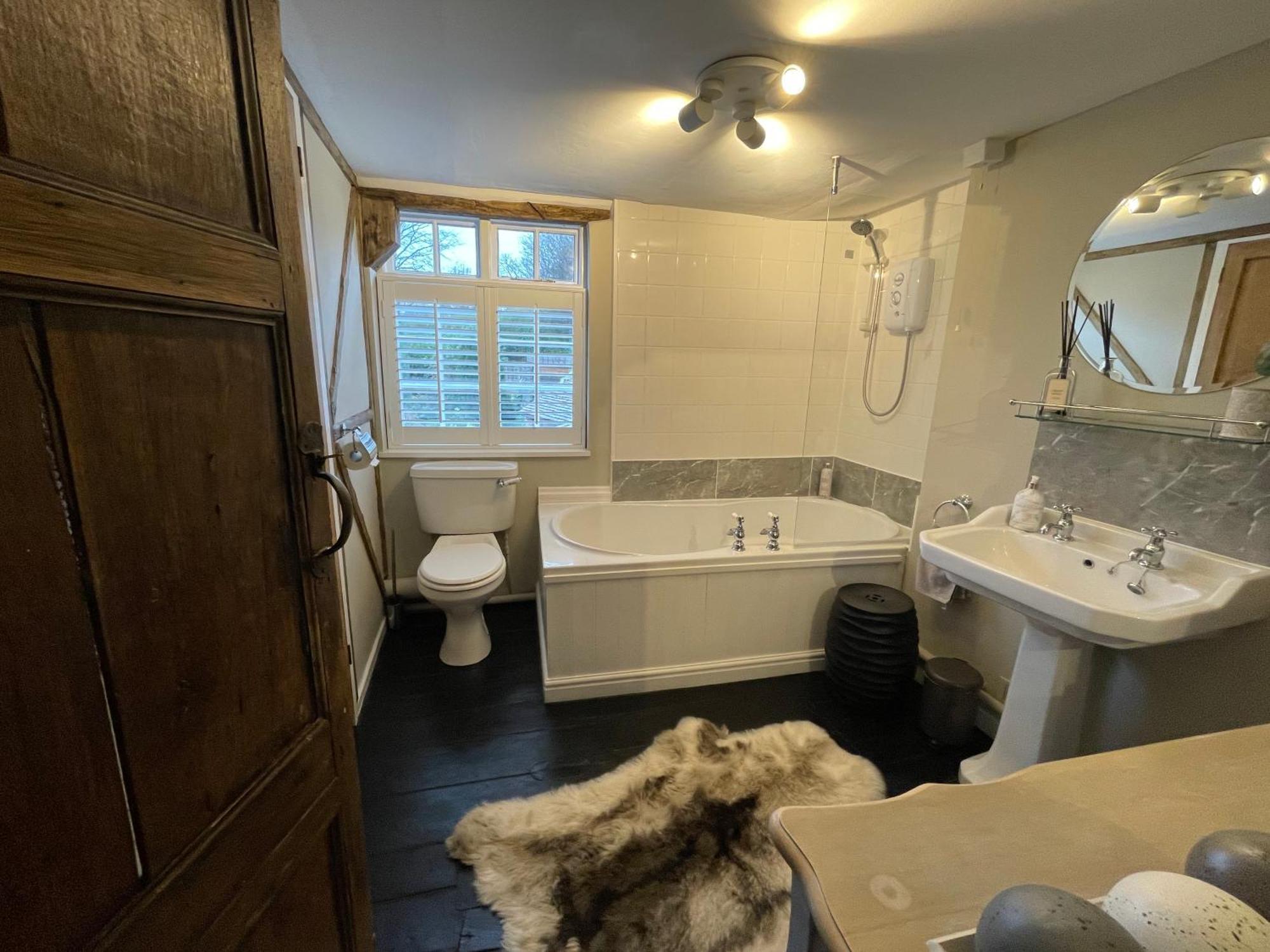 Entire Georgian Luxury Home - 3 Storey- High St Henley-In-Arden -Two Bedrooms-Sleeps 4 Extérieur photo